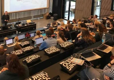 Præsentation på Aalborg universitet